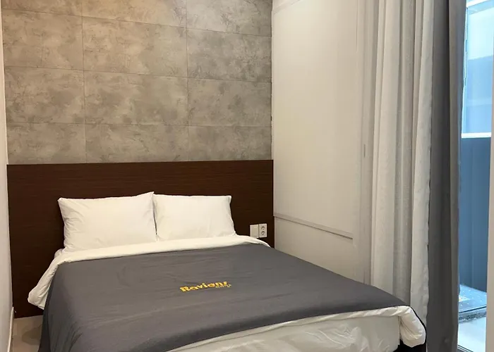 Raviens Maison De Hotel Busan