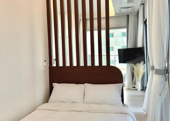Hotel Raviens Maison De