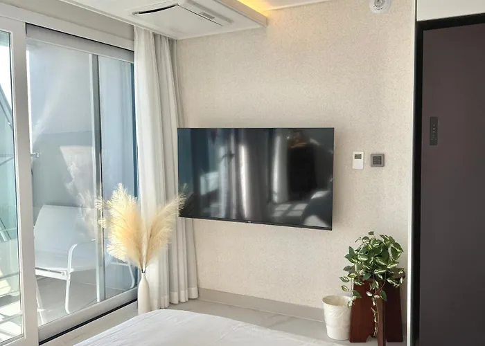 Raviens Maison De Busan